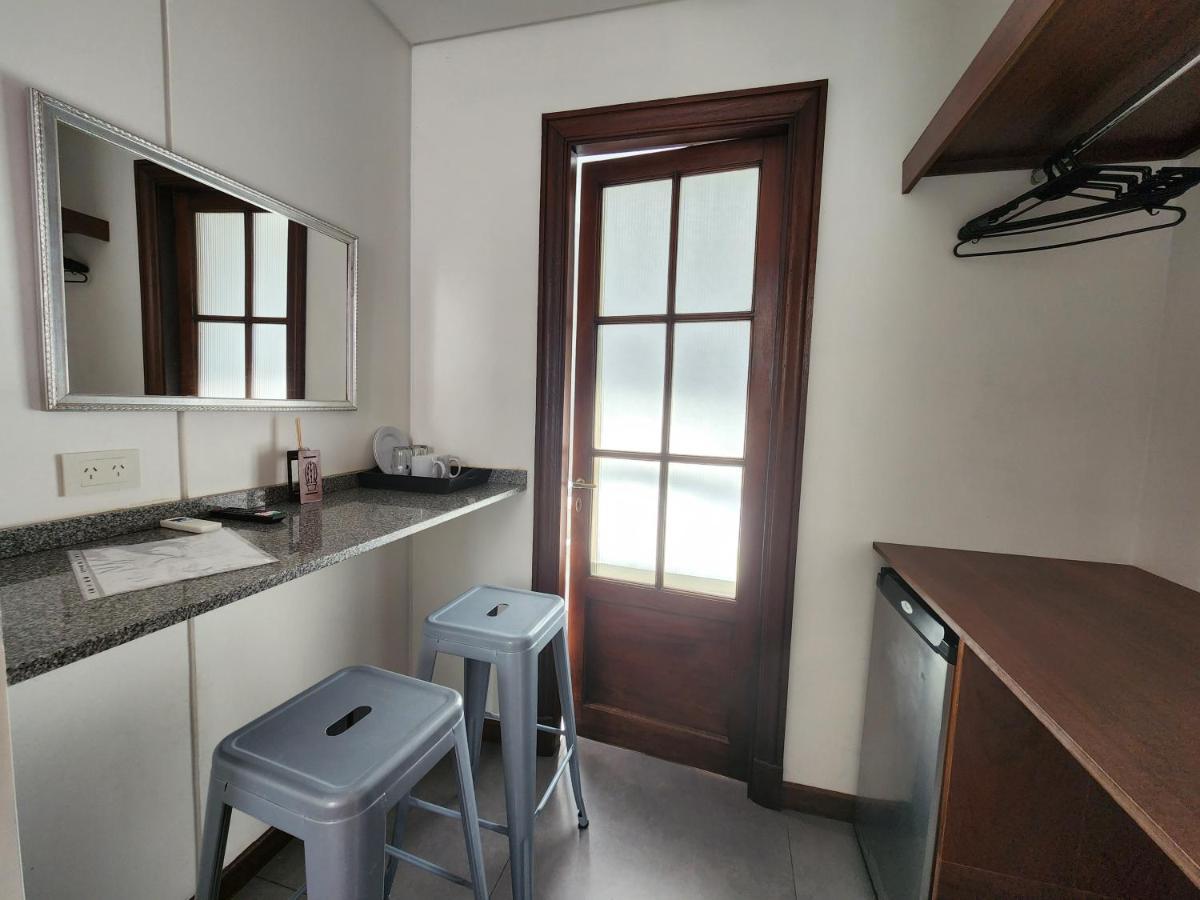 Habitaciones En Suite Balcarce Buenos Aires Exteriér fotografie